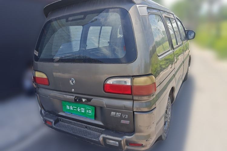Used FORTHING Lingzhi 2015 V3 1.5L 7-seat Standard Model Rear Right 45 Deg