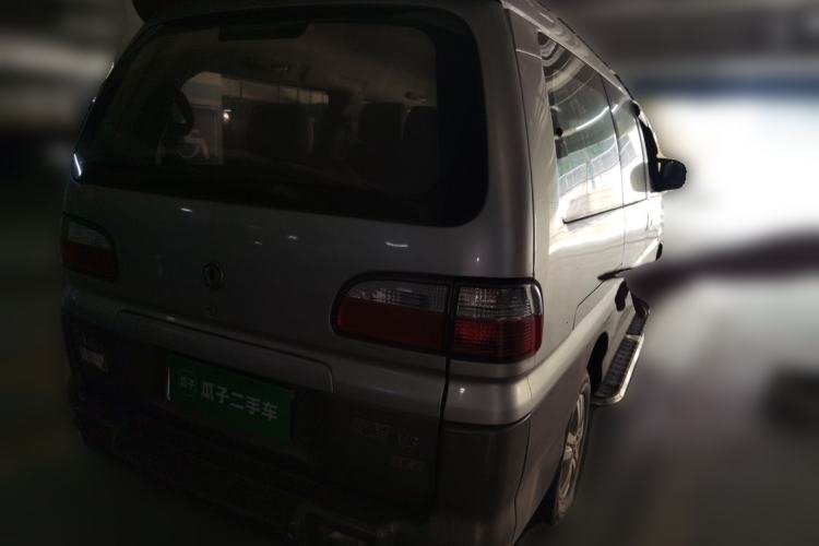 Used FORTHING Lingzhi 2015 V3 1.6L 7-Seater Standard Model Rear Right 45 Deg