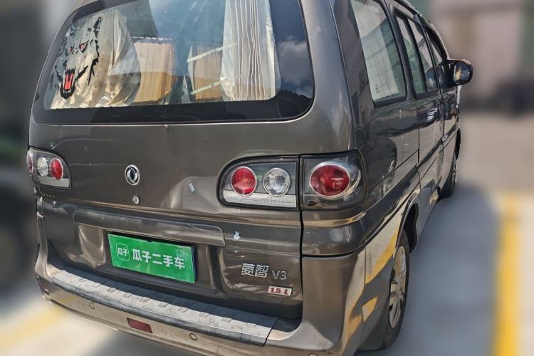 Used FORTHING Lingzhi 2015 V3 1.5L 7-seat Standard Model Rear Right 45 Deg