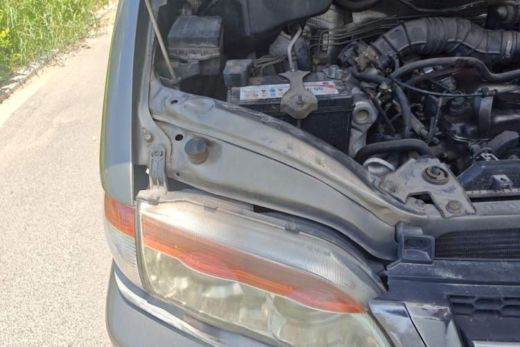 Used FORTHING Lingzhi 2015 V3 1.5L 7-seat Standard Model Right Front Headlight