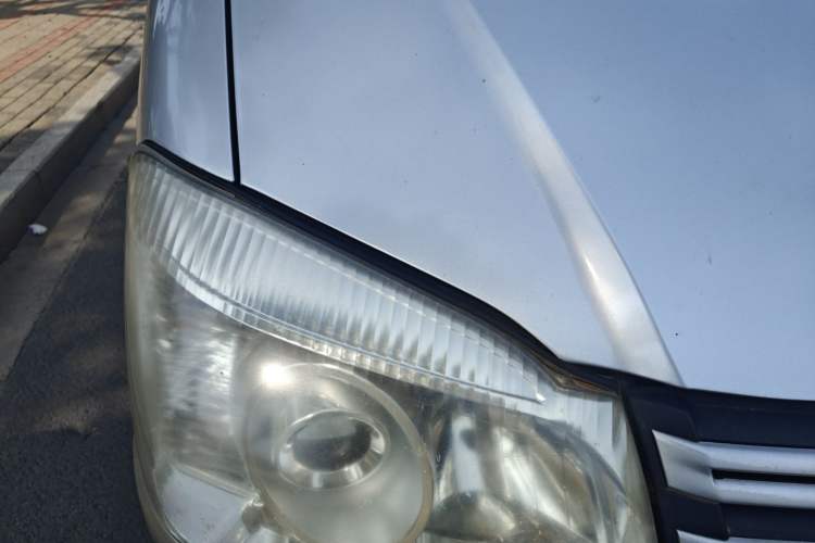 Used FORTHING Lingzhi 2015 M3 1.6L 7-Seater Comfort Model Right Front Headlight