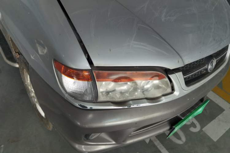 Used FORTHING Lingzhi 2015 V3 1.6L 7-Seater Standard Model Right Front Headlight