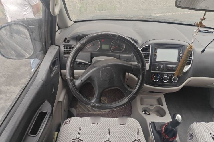 Used FORTHING Lingzhi 2015 V3 1.5L 5-Seater Special Offer Model Steering Wheel