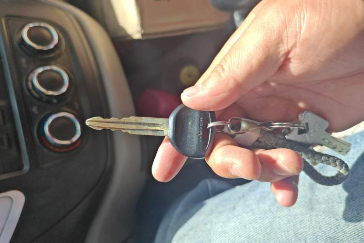 Used FORTHING Lingzhi 2015 V3 1.5L 7-seat Standard Model Vehicle Key