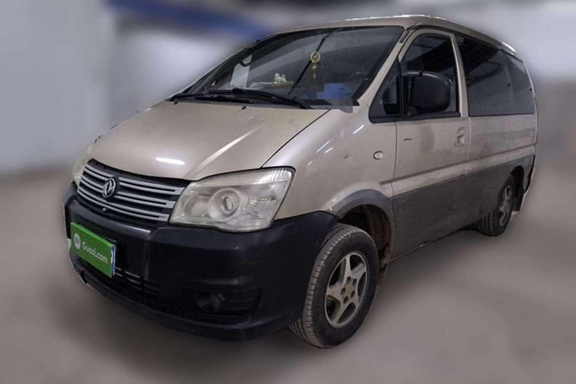 Used FORTHING Lingzhi 2015 M3 1.6L 7-Seater Comfort Model Front Left 45 Deg