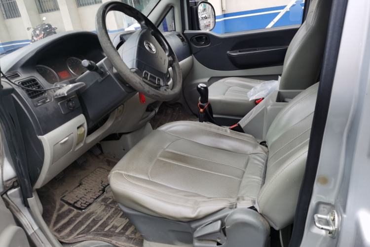 Used FORTHING Lingzhi 2015 M3 1.6L 7-Seater Luxury Model Left Front Seat