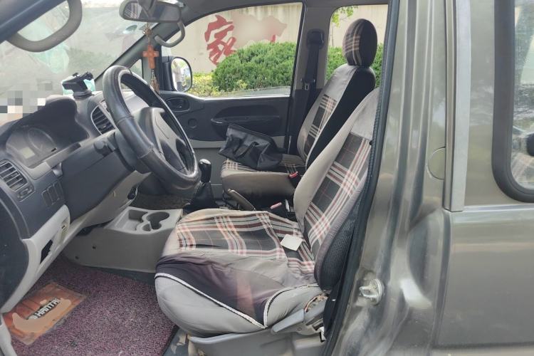 Used FORTHING Lingzhi 2015 V3 1.6L 7-Seater Standard Model Left Front Seat