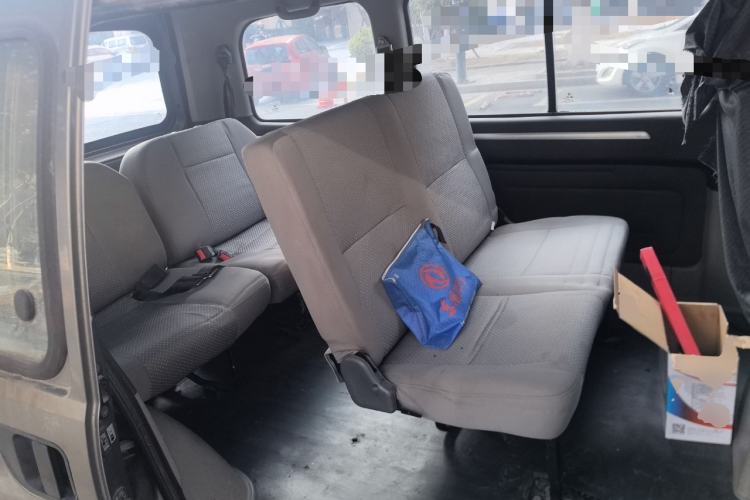 Used FORTHING Lingzhi 2015 V3 1.5L 7-seat Standard Model Left Rear Seat