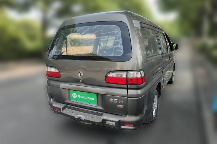 Used FORTHING Lingzhi 2015 V3 1.6L 7-Seater Standard Model Rear Right 45 Deg