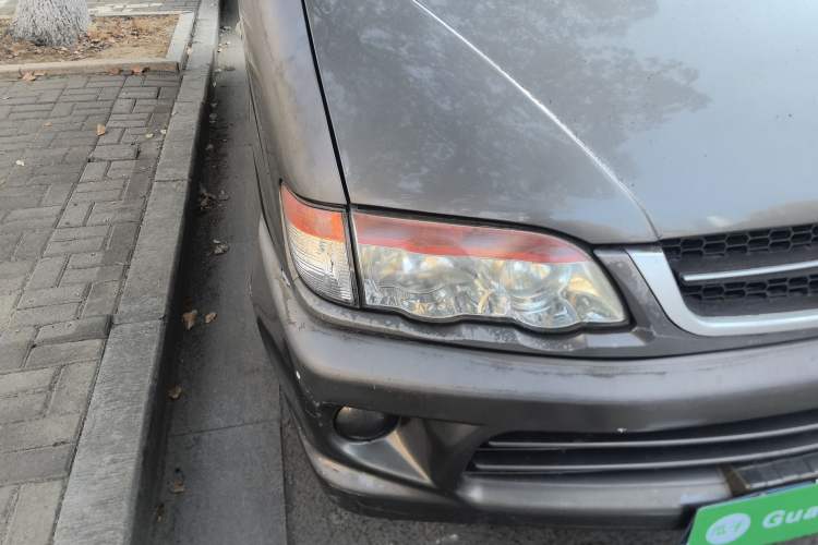 Used FORTHING Lingzhi 2015 V3 1.5L 7-seat Standard Model Right Front Headlight