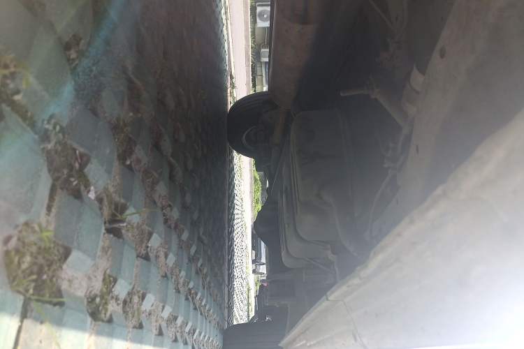 Used FORTHING Lingzhi 2015 M3 1.6L 7-Seater Comfort Model Chassis Front Left