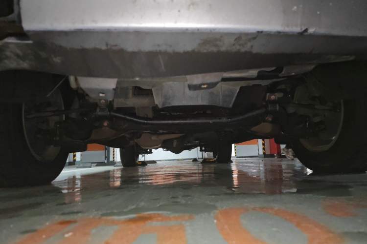 Used FORTHING Lingzhi 2015 M3 1.6L 7-Seater Comfort Model Chassis Front