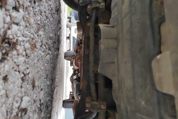 Used FORTHING Lingzhi 2015 M3 1.6L 7-Seater Comfort Model Chassis Front