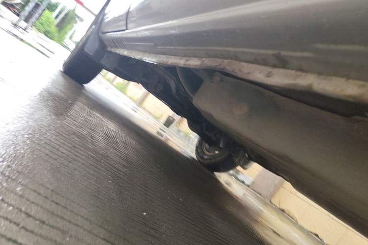 Used FORTHING Lingzhi 2015 M3 1.6L 7-Seater Comfort Model Chassis Rear Left