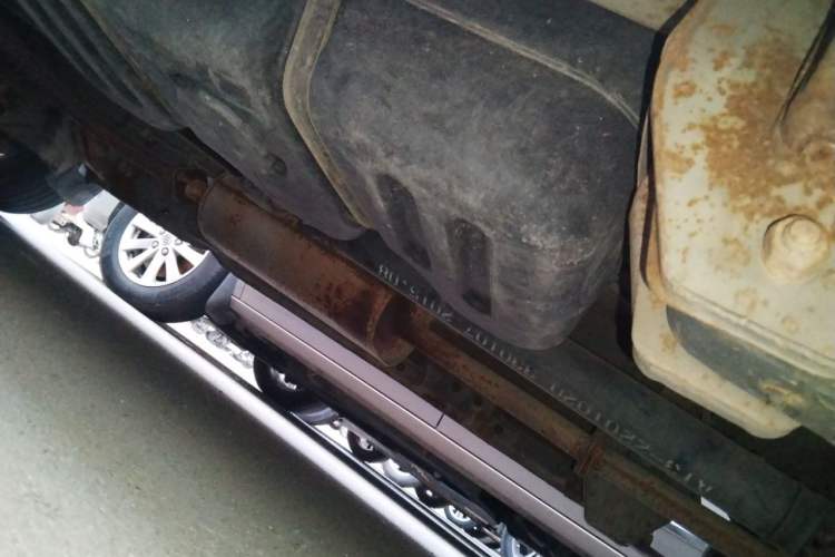 Used FORTHING Lingzhi 2015 M3 1.6L 7-Seater Comfort Model Chassis Rear Left