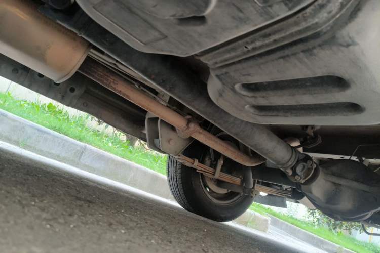 Used FORTHING Lingzhi 2015 M3 1.6L 7-Seater Comfort Model Chassis Rear Left