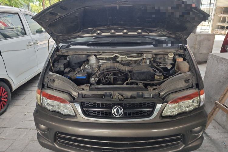 Used FORTHING Lingzhi 2015 V3 1.5L 7-seat Standard Model Engine Bay