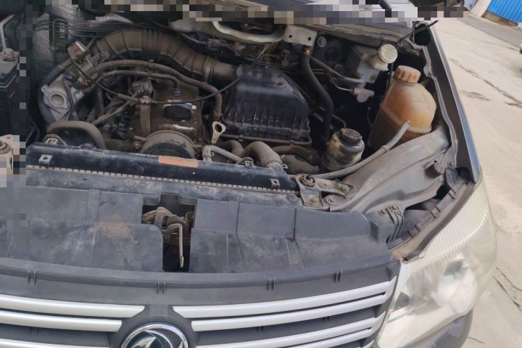 Used FORTHING Lingzhi 2015 M3 1.6L 7-Seater Standard Model Engine Bay Left