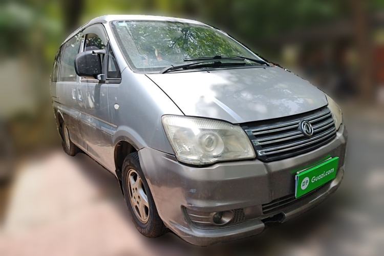 Used FORTHING Lingzhi 2015 M3 1.6L 7-Seater Luxury Model Front Right 45 Deg