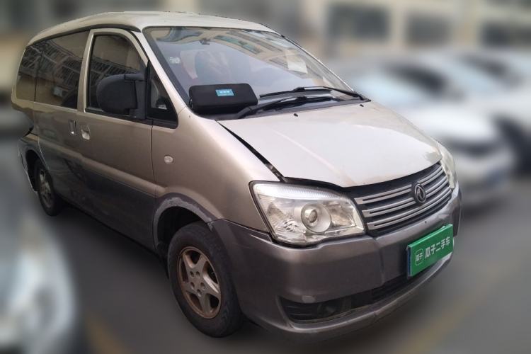 Used FORTHING Lingzhi 2015 M3 1.6L 7-Seater Comfort Model Front Right 45 Deg