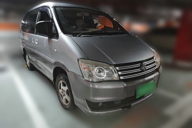 Used FORTHING Lingzhi 2015 M3 1.6L 7-Seater Comfort Model Front Right 45 Deg