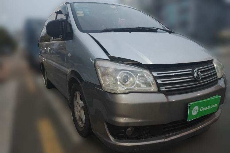 Used FORTHING Lingzhi 2015 M3 1.6L 7-Seater Comfort Model Front Right 45 Deg