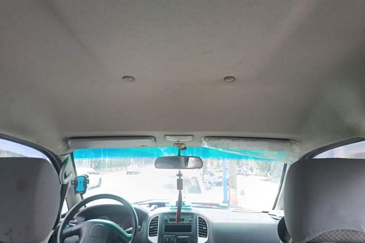 Used FORTHING Lingzhi 2015 V3 1.5L 7-Seater Luxury Model Headliner