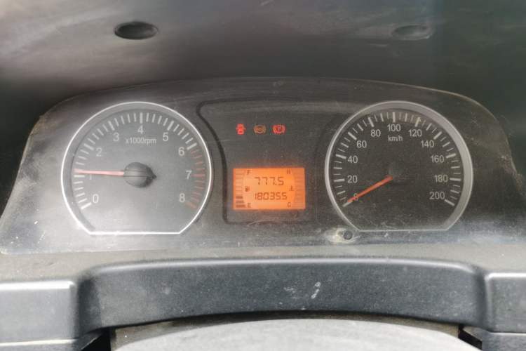 Used FORTHING Lingzhi 2015 V3 1.5L 7-seat Standard Model Instrument Cluster