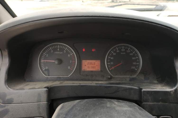 Used FORTHING Lingzhi 2015 V3 1.5L 7-Seater Luxury Model Instrument Cluster