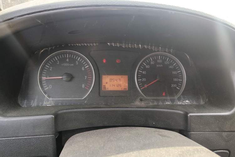 Used FORTHING Lingzhi 2015 V3 1.5L 7-Seater Comfort Model Instrument Cluster