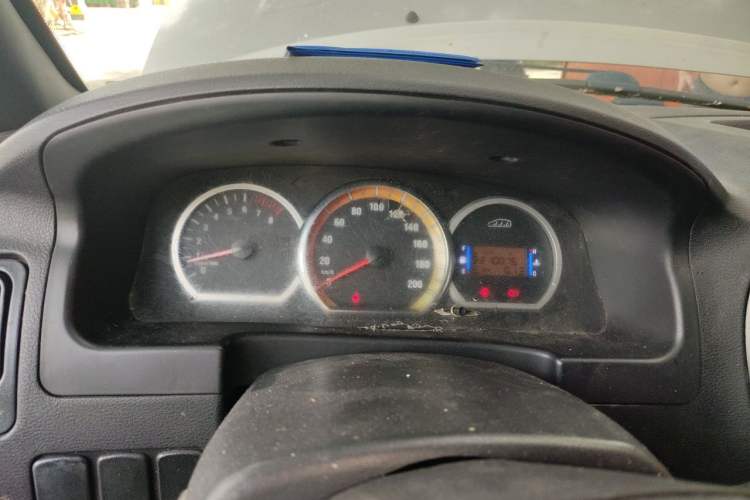 Used FORTHING Lingzhi 2015 M5 Q7 2.0L 7-seat Long-Wheelbase Comfort Model Instrument Cluster