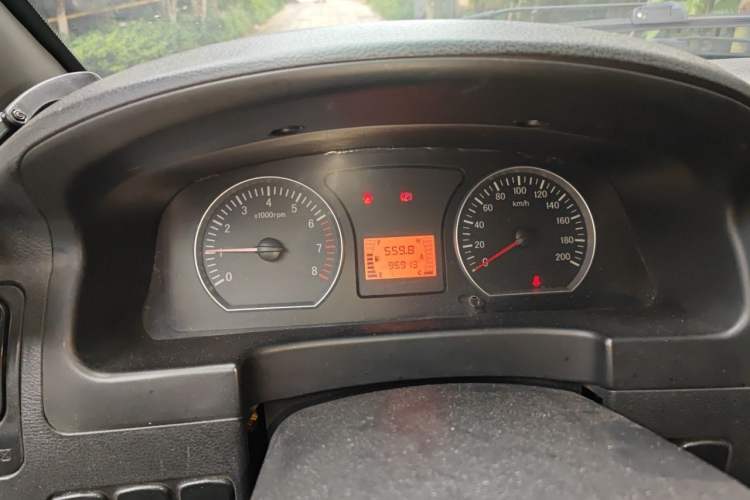 Used FORTHING Lingzhi 2015 V3 1.5L 7-Seater Comfort Model Instrument Cluster