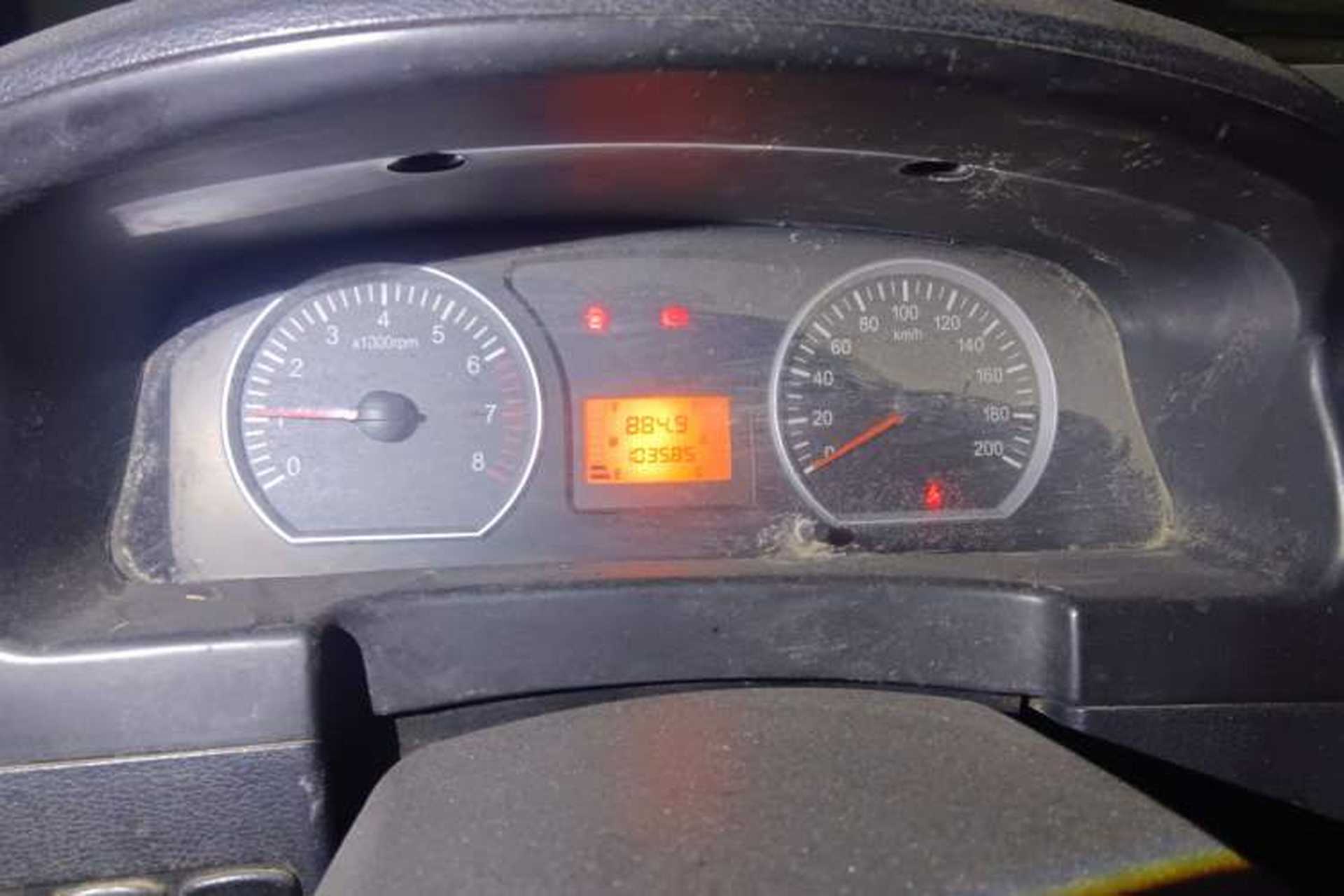 Used FORTHING Lingzhi 2015 V3 1.5L 5-Seater Special Offer Model Instrument Cluster
