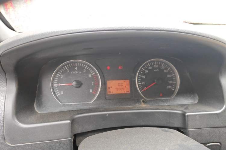 Used FORTHING Lingzhi 2015 M3 1.6L 7-Seater Standard Model Instrument Cluster