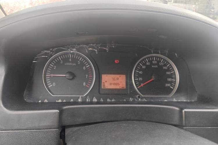 Used FORTHING Lingzhi 2015 V3 1.5L 5-Seater Special Offer Model Instrument Cluster