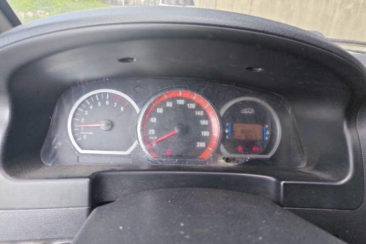 Used FORTHING Lingzhi 2015 M5 Q7 2.0L 7-seat Long-Wheelbase Comfort Model Instrument Cluster