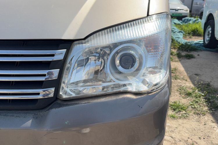 Used FORTHING Lingzhi 2015 M3 1.6L 7-Seater Luxury Model Left Front Headlight