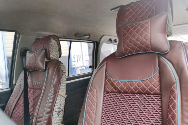 Used FORTHING Lingzhi 2015 V3 1.5L 7-seat Standard Model Left Front Seat
