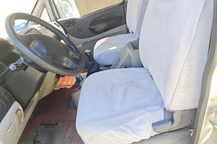 Used FORTHING Lingzhi 2015 V3 1.6L 7-Seater Standard Model Left Front Seat