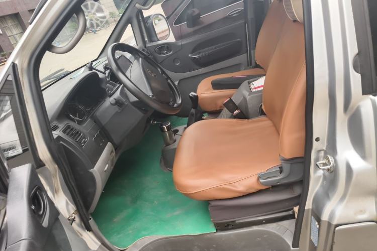 Used FORTHING Lingzhi 2015 M5 Q7 2.0L 7-seat Long-Wheelbase Comfort Model Left Front Seat