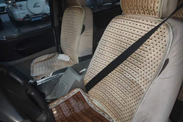 Used FORTHING Lingzhi 2015 M3 1.6L 7-Seater Comfort Model Left Front Seat