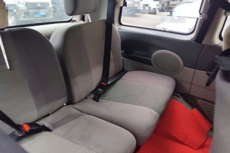 Used FORTHING Lingzhi 2015 M3 1.6L 7-Seater Comfort Model Left Rear Seat