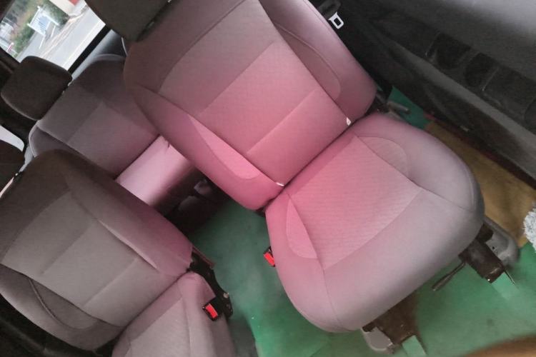 Used FORTHING Lingzhi 2015 M5 Q7 2.0L 7-seat Long-Wheelbase Comfort Model Left Rear Seat
