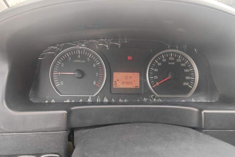 Used FORTHING Lingzhi 2015 V3 1.5L 5-Seater Special Offer Model Odometer Close Up