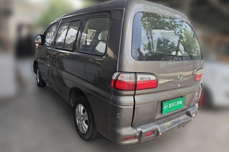 Used FORTHING Lingzhi 2015 V3 1.5L 7-seat Standard Model Rear Left 45 Deg