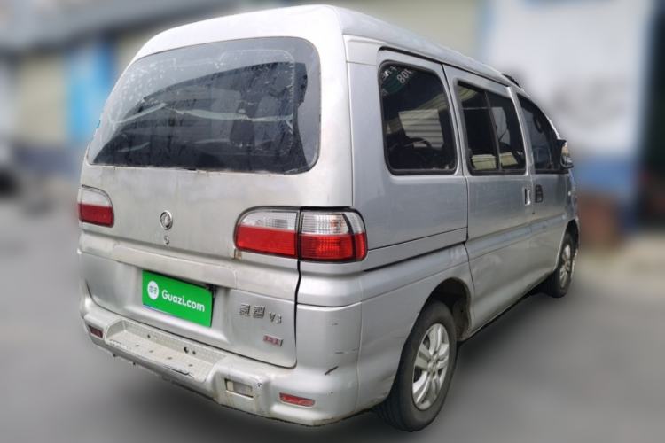 Used FORTHING Lingzhi 2015 V3 1.5L 7-seat Standard Model Rear Right 45 Deg