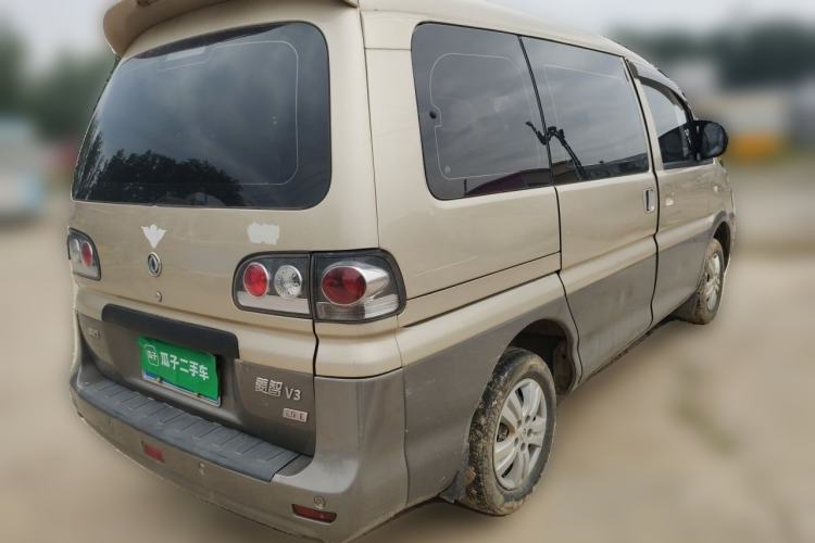 Used FORTHING Lingzhi 2015 V3 1.5L 7-Seater Luxury Model Rear Right 45 Deg