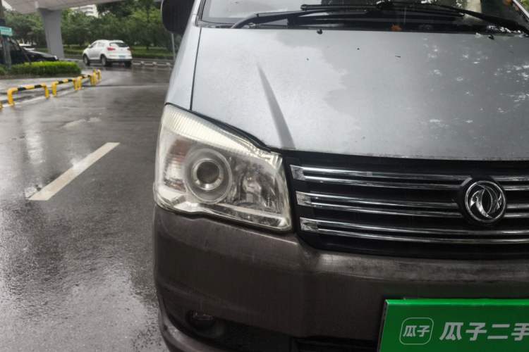 Used FORTHING Lingzhi 2015 M3 1.6L 7-Seater Luxury Model Right Front Headlight