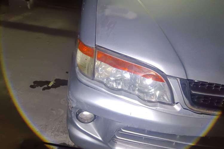 Used FORTHING Lingzhi 2015 V3 1.5L 5-Seater Special Offer Model Right Front Headlight
