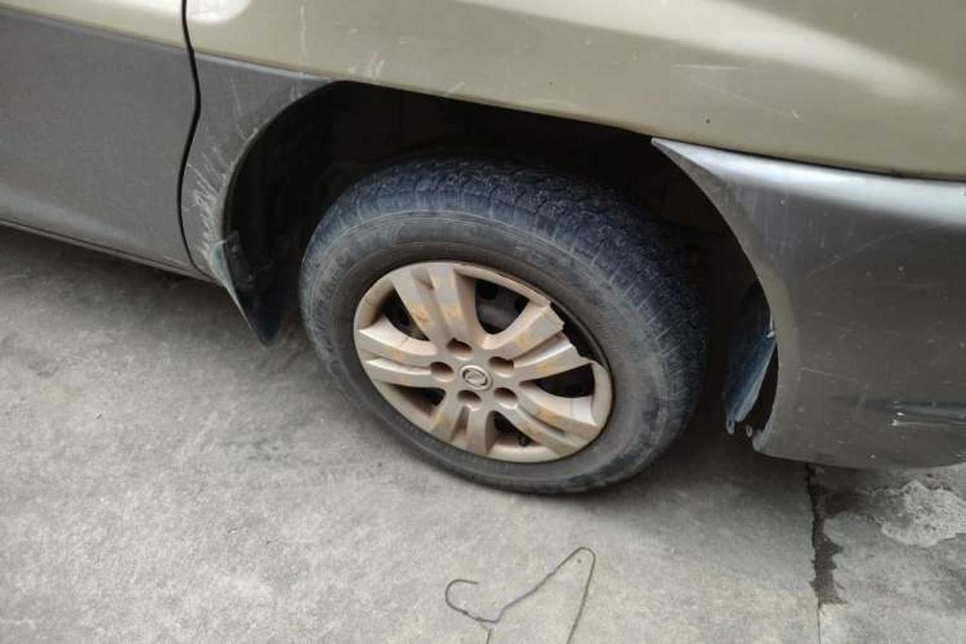 Used FORTHING Lingzhi 2015 V3 1.6L 7-Seater Standard Model Right Front Wheel Hub